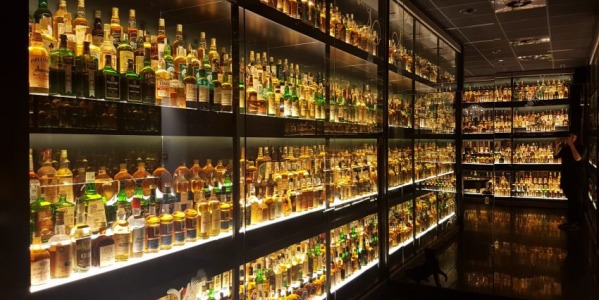 El Whisky, El whiskey y el wisky en la Historia