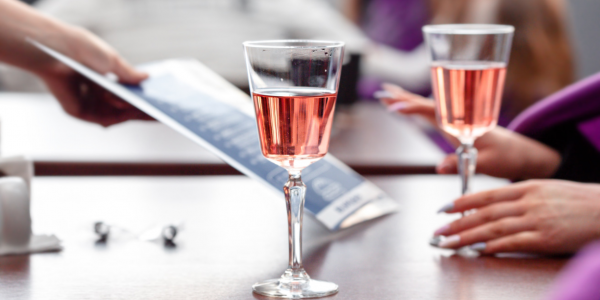 7 decisiones que mejoran la rentabilidad del vino este verano